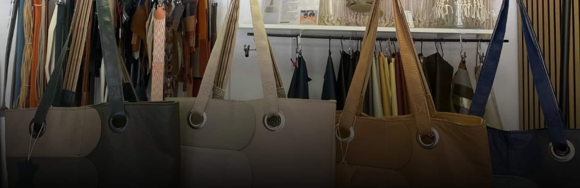 Stichting Kompas Mengelmoes uit Nijmegen - Handgemaakte leren tassen